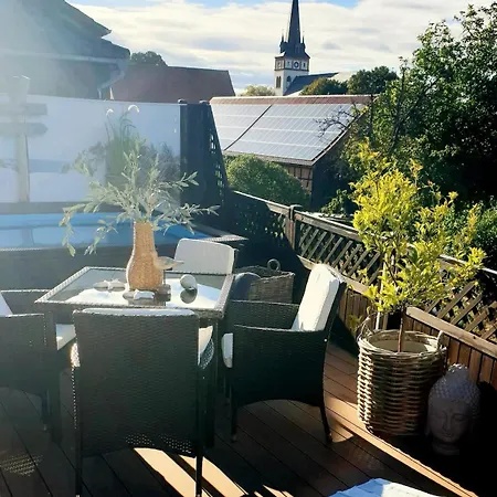 Mit Terrasse * Herbsleben