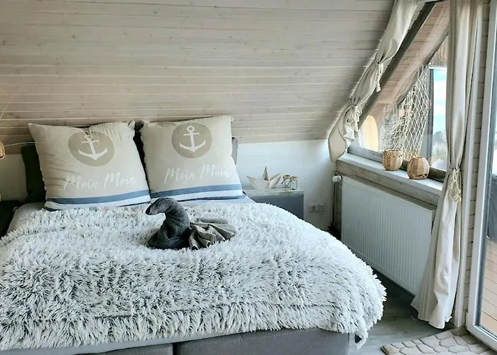 Kleines Mit Dachterrasse Und Weitem Ausblick * Herbsleben